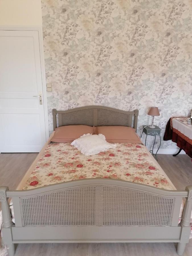 Chambre D'Hotes Esprit De Famille Landreville 外观 照片