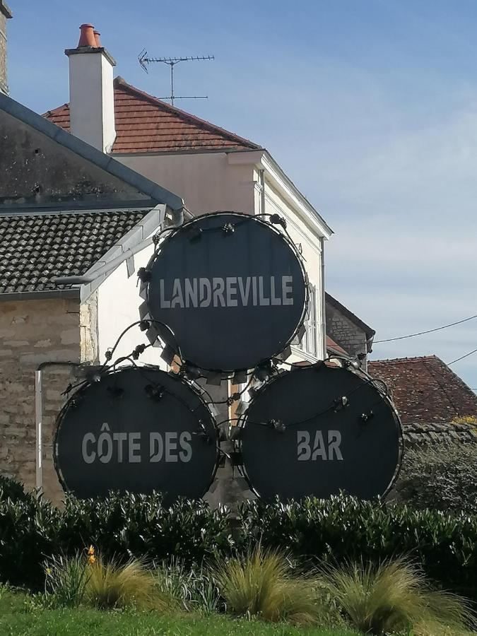 Chambre D'Hotes Esprit De Famille Landreville 外观 照片