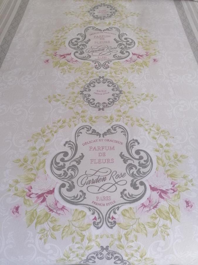 Chambre D'Hotes Esprit De Famille Landreville 外观 照片