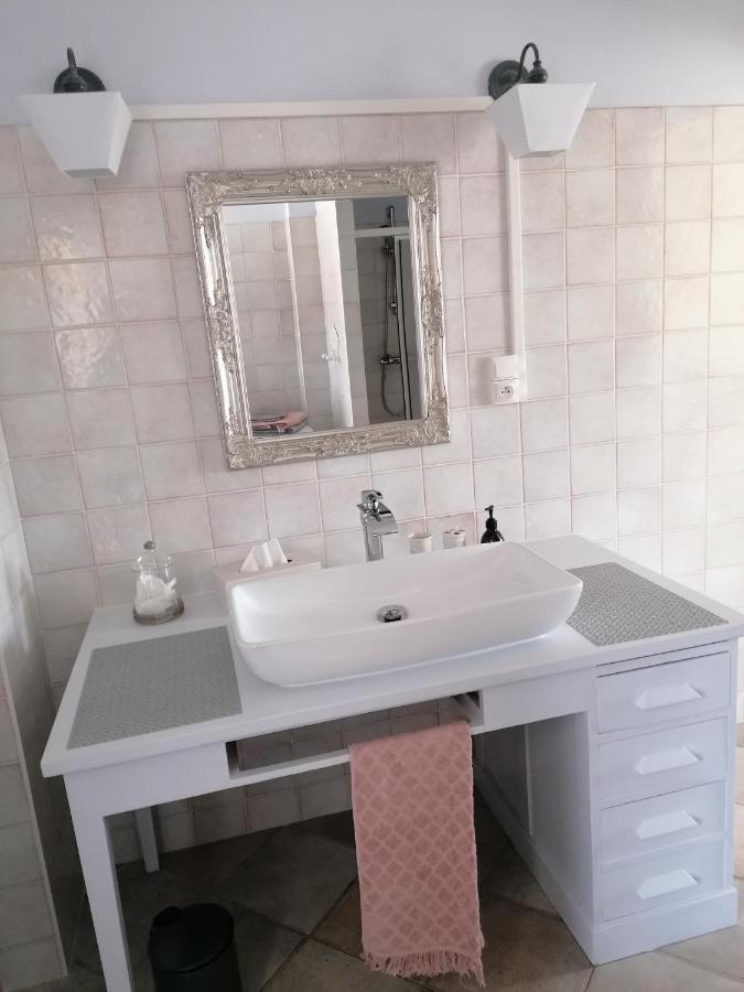Chambre D'Hotes Esprit De Famille Landreville 外观 照片